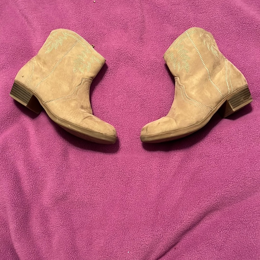 Girls Tan Ankle boots